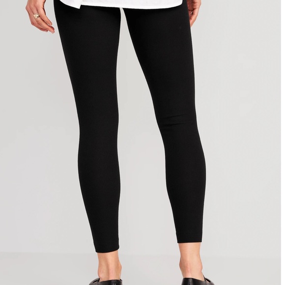 NWT OLD NAVY High-Waisted Rib-Knit Leggings 2-Pac Color: Red Raisin - Picture 4 of 5